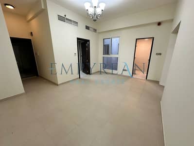 2BHK  NEAR TO THE SCHOOL PRIME LOCATION GYM +COVERD PARKING ONLY 52K 4 TO 6 CHQS