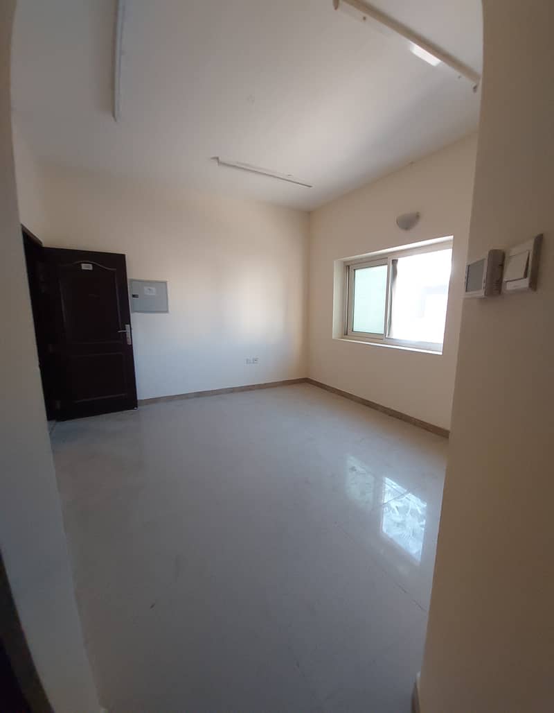 Квартира в Мувайле, 18000 AED - 6548395