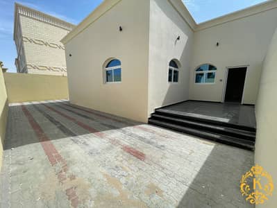 فلیٹ 3 غرف نوم للايجار في الشامخة، أبوظبي - 93d0a9c2-8e2b-4243-b766-88efdacf6a70. jpg