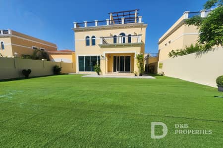 4 Bedroom Villa for Rent in Jumeirah Park, Dubai - Luxury Strong Built | Huge Gargen| Vacant Soon