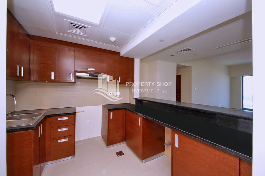 10 2-bedroom-apartment-al-reem-island-shams-abu-dhabi-gate-tower-1-kitchen-1. JPG