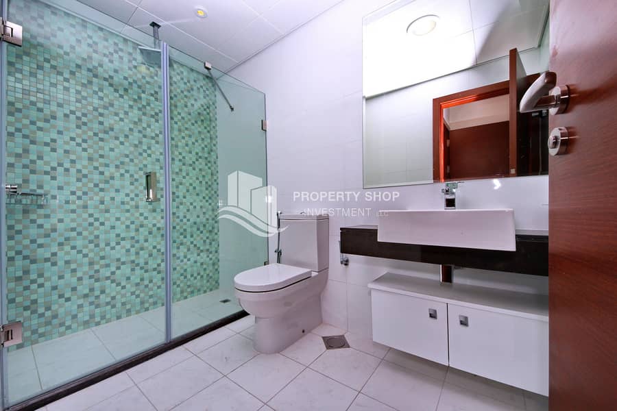 14 2-bedroom-apartment-al-reem-island-shams-abu-dhabi-gate-tower-1-bathroom. JPG