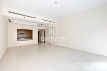1 Bedroom Apartment for Rent in Business Bay, Dubai - Spacious and Bright Unit | Ready to Move In