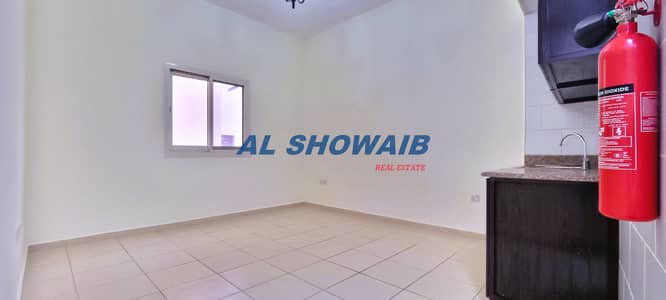 Studio for Rent in Deira, Dubai - 20230124_143104. jpg