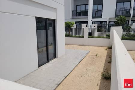 4 Bedroom Townhouse for Rent in Dubailand, Dubai - Minute to park| Brand New | Lowest Price |Big Plot