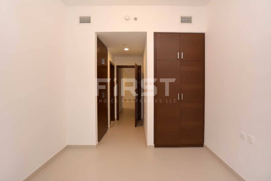 9 Internal Photo of 2 Bedroom Apartment in The Gate Tower Shams Abu Dhabi Al Reem Island Abu Dhabi UAE (19). jpg