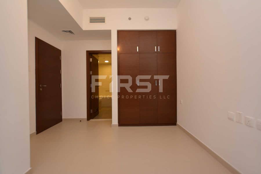10 Internal Photo of 2 Bedroom Apartment in The Gate Tower Shams Abu Dhabi Al Reem Island Abu Dhabi UAE (38). jpg
