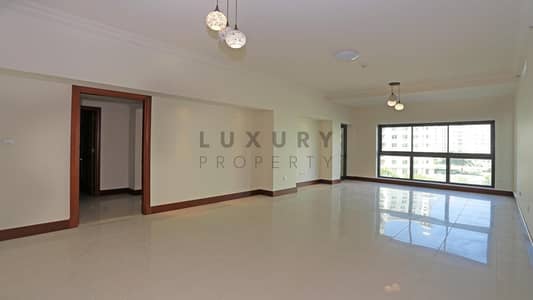 2 Bedroom Apartment for Sale in Palm Jumeirah, Dubai - Park Facing | Spacious Layout | Stunning Views
