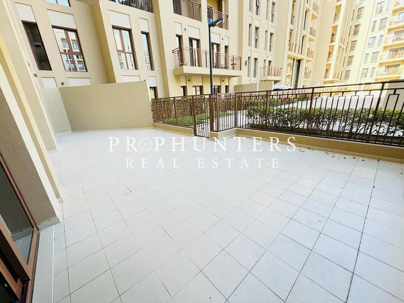 2 BR |LARGE TERRACE |POOL VIEW |AVAILABLE FOR RENT