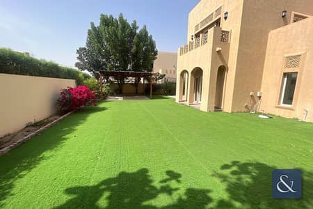 5 Bedroom Villa for Rent in Arabian Ranches, Dubai - 5 Bedrooms | Large Plot | Opposite Pool
