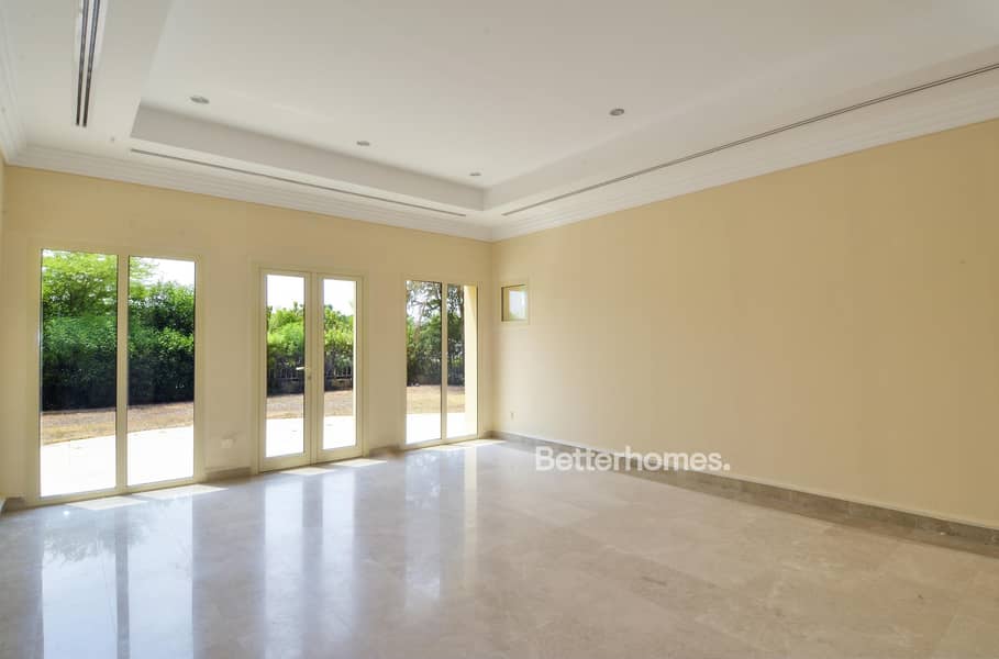Exclusive | Landscaped Single Row 5 Bed