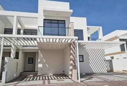 4 Bedroom Villa for Rent in DAMAC Hills, Dubai - Single Row | Corner Unit | Vastu Compliant