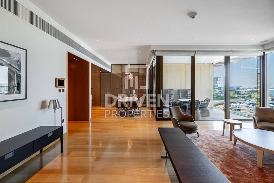 Fully Upgraded and Furnished | Luxury Apartment