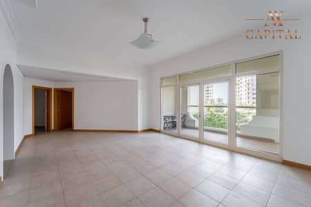 2 Bedroom Flat for Sale in Palm Jumeirah, Dubai - F Type | Spacious 2 BR | Vacant | High Floor
