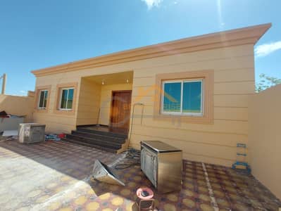 Private Entrance !! 3 Bedroom Mulhaq With Big Yard !! MBZ City