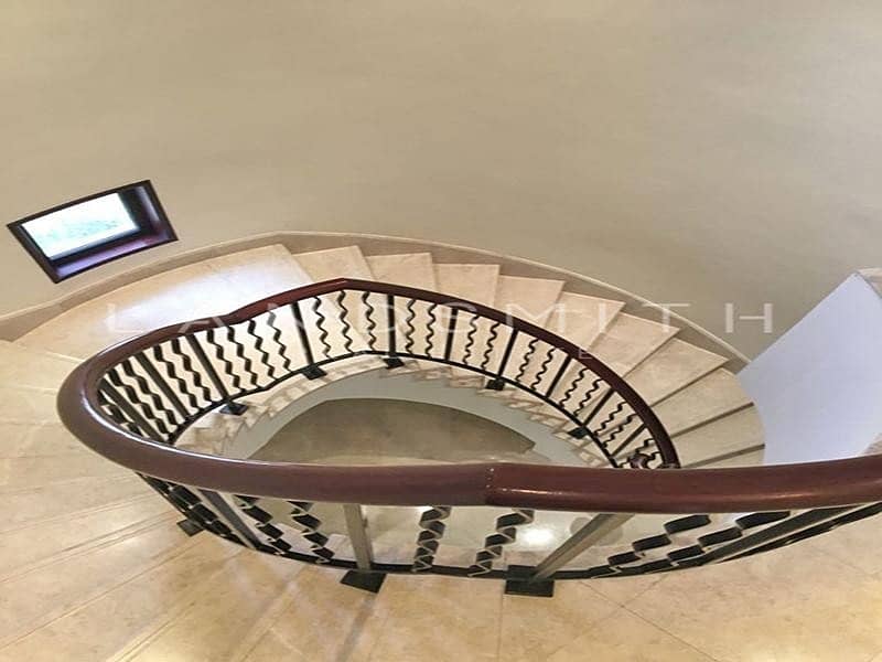 9 Upgraded 6 Bed Hattan L2 Lake View Villa
