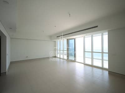 2 Bedroom Apartment for Rent in Al Reem Island, Abu Dhabi - Brightful-living-room-with-glass-panels-parkside-residence. jpg