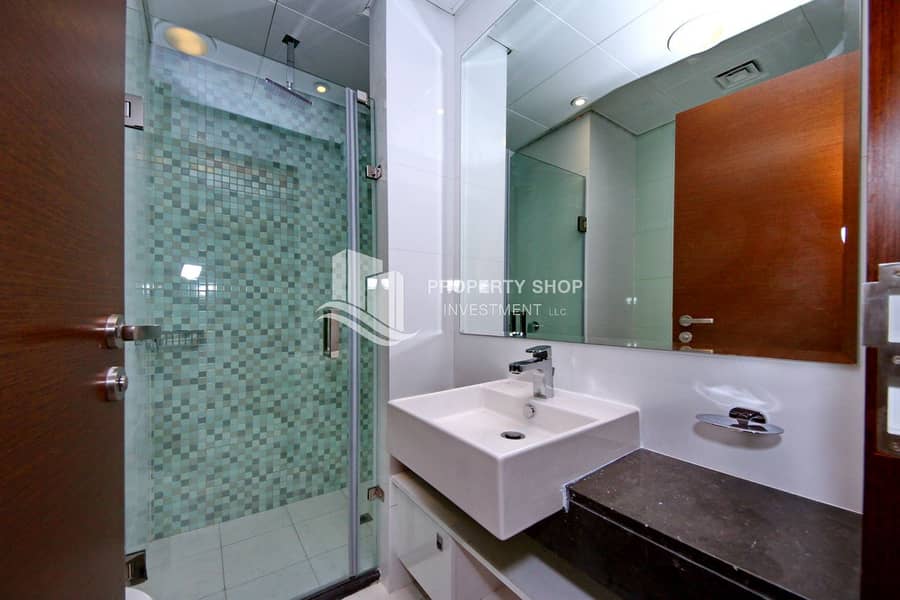 8 2-bedroom-apartment-al-reem-island-shams-abu-dhabi-gate-tower-bathroom-2. JPG