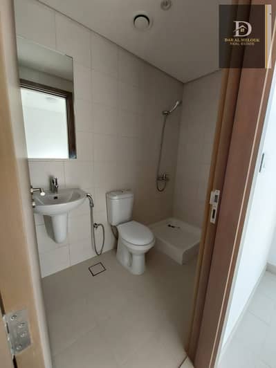 4 Bedroom Hotel Apartment for Sale in Al Khan, Sharjah - WhatsApp Image 2024-05-04 at 3.26. 06 AM (2). jpeg