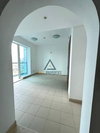 Studio for Rent in Dubai Sports City, Dubai - 1985ae5e-cf5f-49a1-9683-cc751b6a04a9. jpg