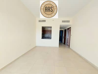شقة 1 غرفة نوم للايجار في المدينة العالمية، دبي - 20230822_101354. jpg
