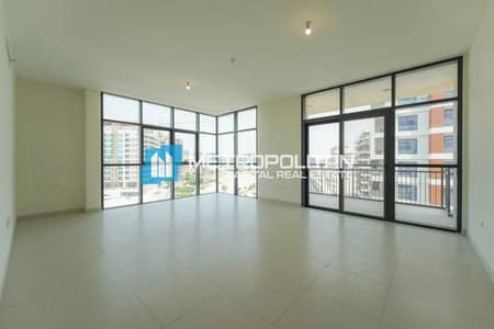 2 Bedroom Flat for Sale in Al Raha Beach, Abu Dhabi - Brand New Unit | Stunning Canal View | Invest It