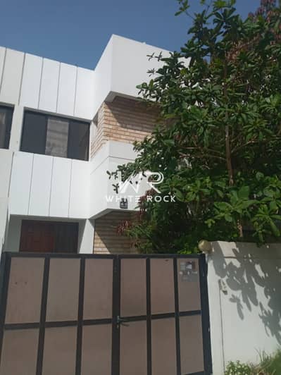 5 Cпальни Вилла в аренду в Аль Рауда, Абу-Даби - d74e697f-7a32-4a3c-a615-909581dc8640. jpg