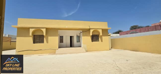 Villa for sale in Al Mowaihat 2 area in Ajman, with a spacious area of 6,400 square feet. This villa
