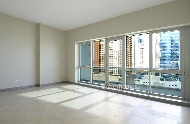 Large Studio | Shk Zayed View | Vacant
