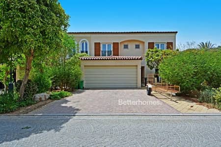 Corner Plot | Townhouse | Vacant | Close To Pool Corner Plot | Townhouse | Vacant | Close To Pool