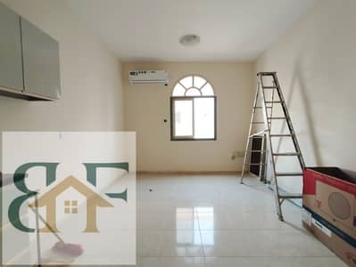 Studio for Rent in Muwaileh, Sharjah - IMG_20240503_144058. jpg