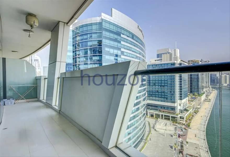Bright + Spacious 1BR | High Floor | Canal View