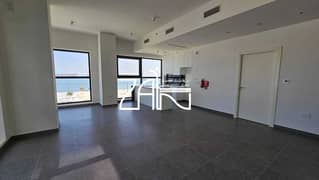 4 Payment Branded 3BR Sea View Apt with Maid Room