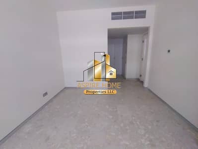 فلیٹ 3 غرف نوم للايجار في الخالدية، أبوظبي - WhatsApp Image 2024-05-01 at 1.57. 26 PM. jpeg