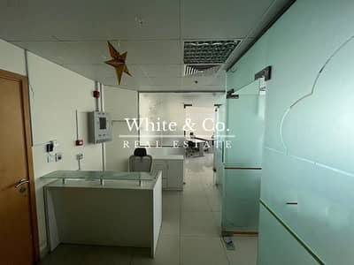 Office for Rent in Business Bay, Dubai - Vacant | Partitioned Unit | 2 Parkings