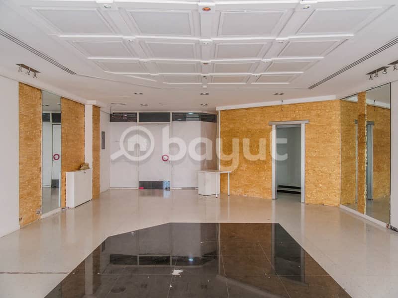 Shop / Office for Dhs. 110,000.00 AED. in Jumaira Plaza Mall