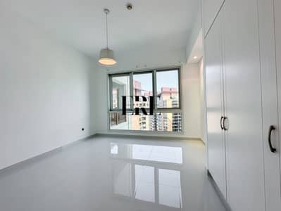 2 Bedroom Flat for Sale in Palm Jumeirah, Dubai - High ROI | Renovated | Vacant On Transfer