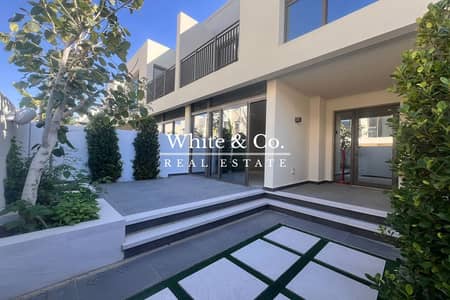 3 Bedroom Villa for Rent in Dubai South, Dubai - Upgraded| Extended Living Area |Available