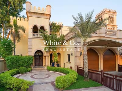 4 Bedroom Villa for Rent in Palm Jumeirah, Dubai - Vacant | Luxury | Private Beach Access