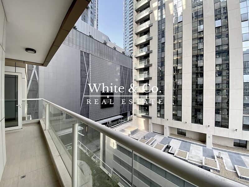 Bright Spacious | City Views | Vacant Now - Image 9