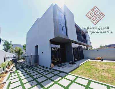 Luxurious 04 bedroom available for rent in maasar sharjah