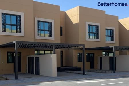 4 Bedroom Villa for Sale in Al Rahmaniya, Sharjah - 4 Bedroom Villa | Middle Unit | Brand New | Resale