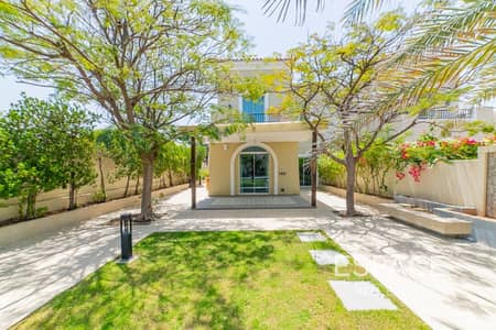 3 Bedroom Villa for Rent in The Lakes, Dubai - Furnished | Stunning 3 Bed | Must See