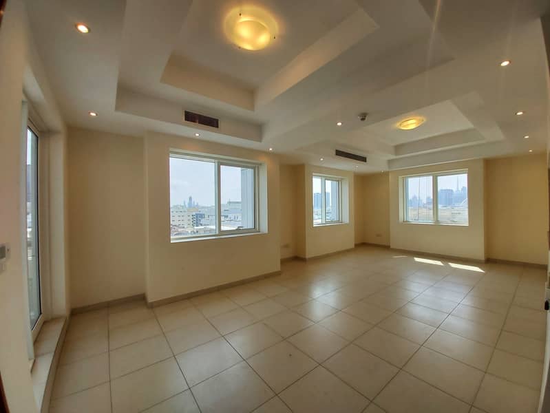 شقة في برج بن هندي،المنخول،بر دبي 2 غرف 120000 درهم - 8726146