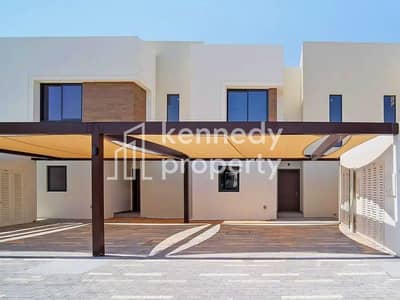 2 Bedroom Townhouse for Sale in Yas Island, Abu Dhabi - 679502389-1066x800. jpg