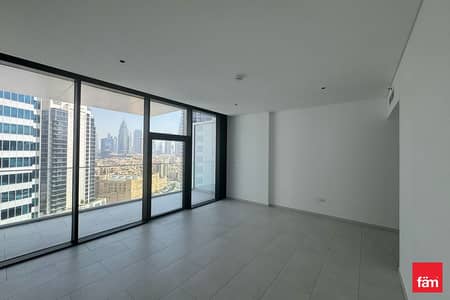 Studio for Rent in Business Bay, Dubai - Available Now | Prime Location | Bright Studio