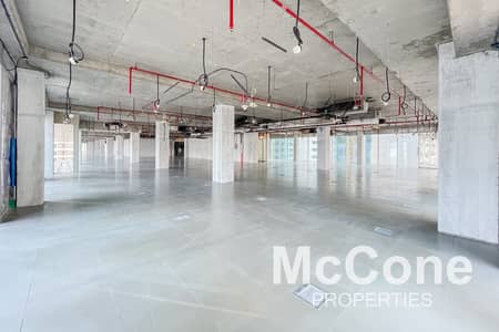 Office for Rent in Jumeirah Beach Residence (JBR), Dubai - Smei-Fitted | DED License | Near Metro | Gard A