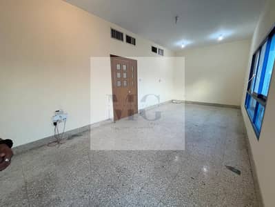 2 Bedroom Flat for Rent in Al Nahyan, Abu Dhabi - aa69df12-55ad-4814-af53-7fb11b155350. jpg