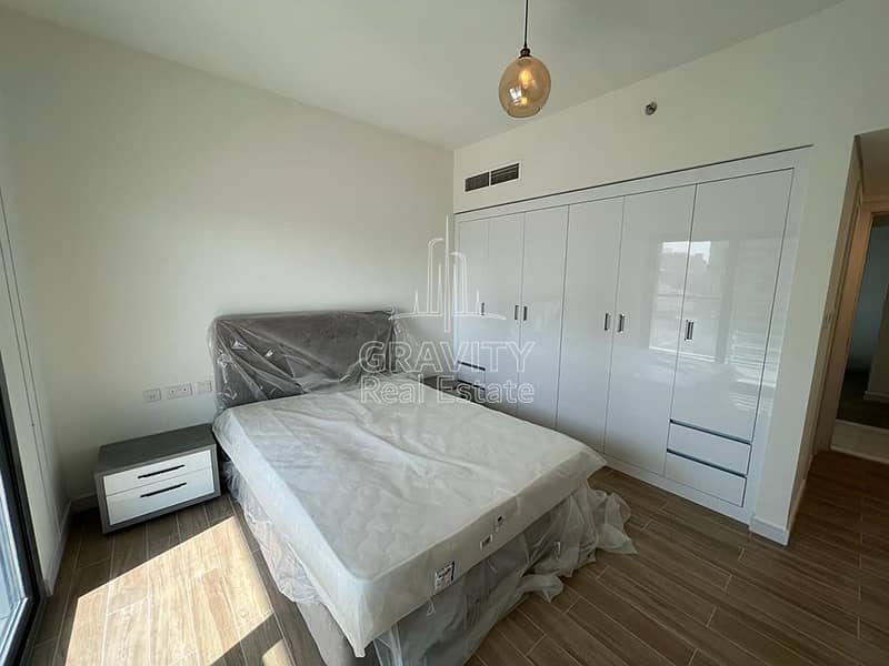 3 divine-bedroom-with-big-built-wardrobes-al-raha-lofts-2. jpg
