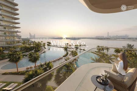 4 Bedroom Flat for Sale in Palm Jumeirah, Dubai - Luxurious Beachfront|Sea View| Maids Room